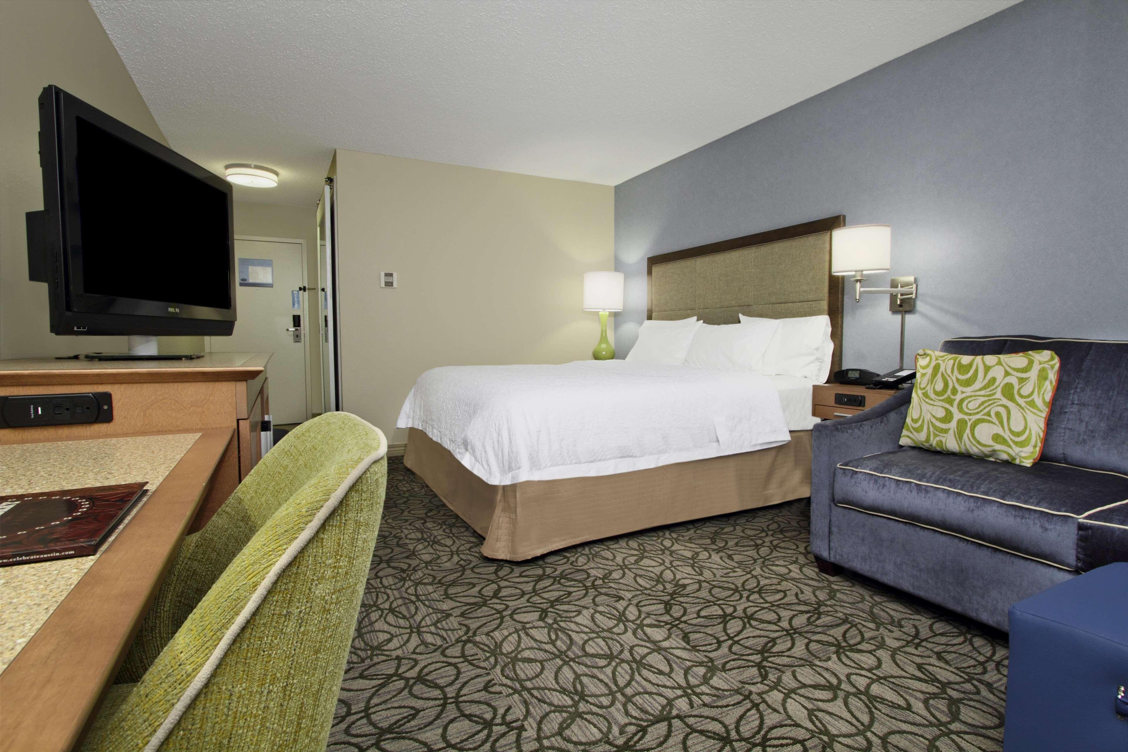 Hampton By Hilton Austin South - I-35 & Ben White Hotel Bagian luar foto