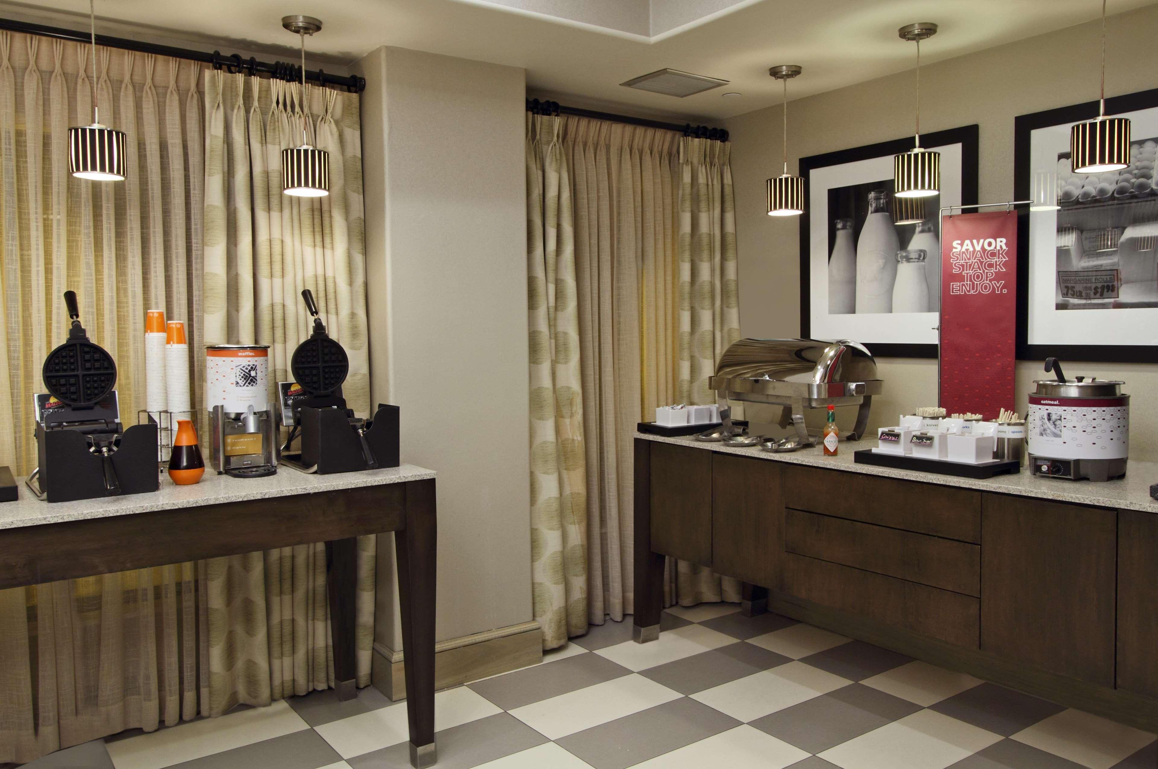 Hampton By Hilton Austin South - I-35 & Ben White Hotel Bagian luar foto