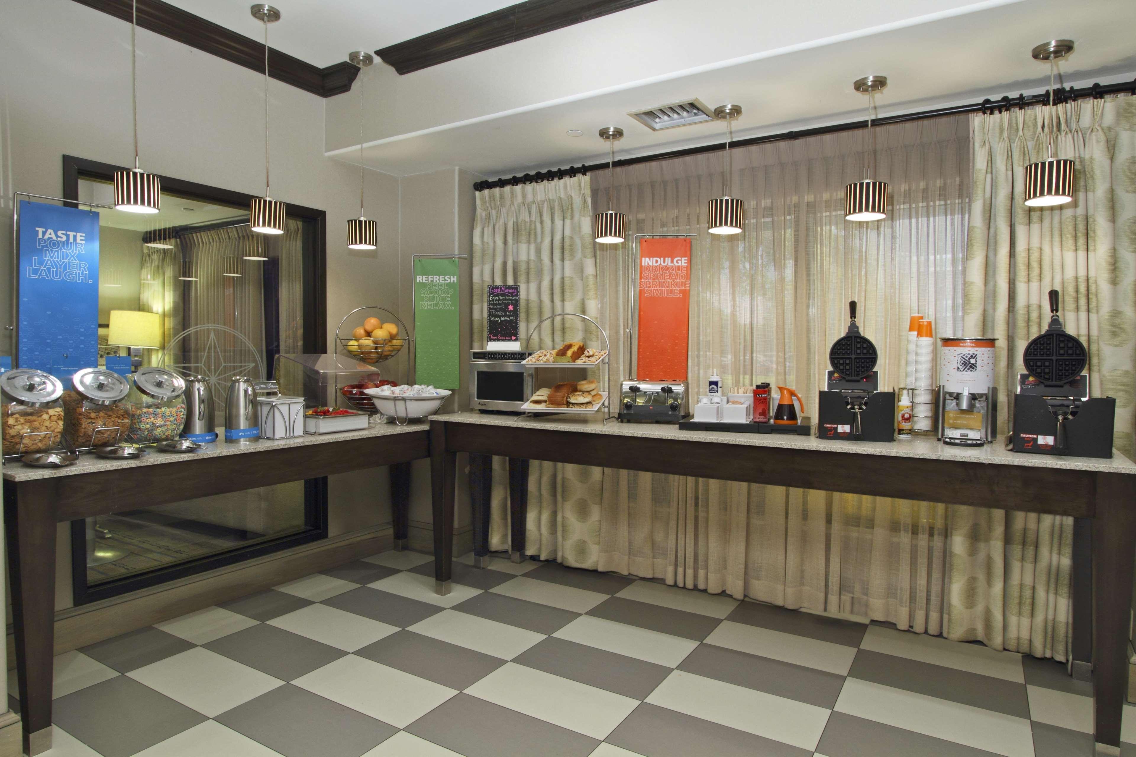 Hampton By Hilton Austin South - I-35 & Ben White Hotel Bagian luar foto